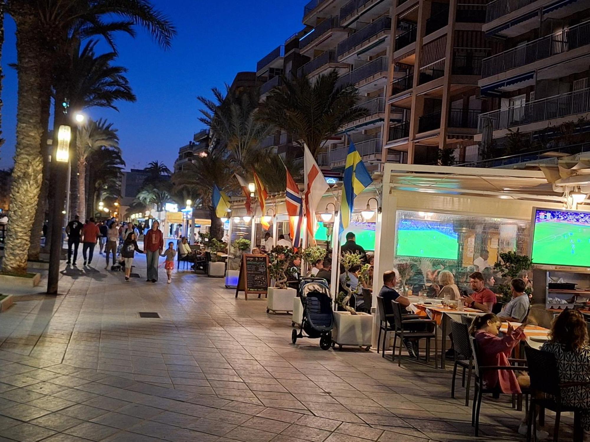 Apartamento 1A Linea Anri Torrevieja Exterior photo